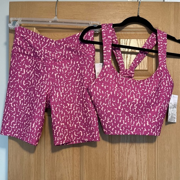 Sage Collective Activewear Set in Rain Spot Purple Orchard NWT Small Bra& Shorts - Picture 2 of 13